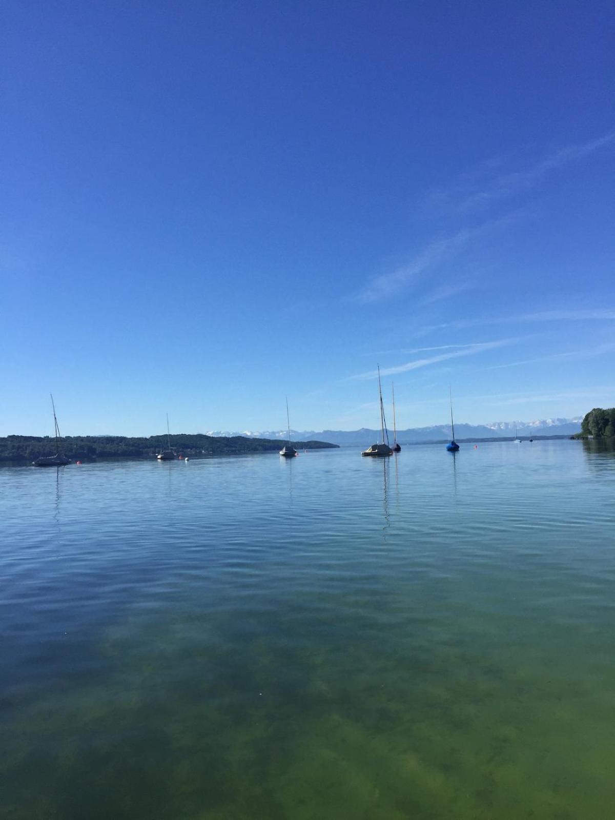Apartament Grosse Mit Dachterrasse In Starnberg