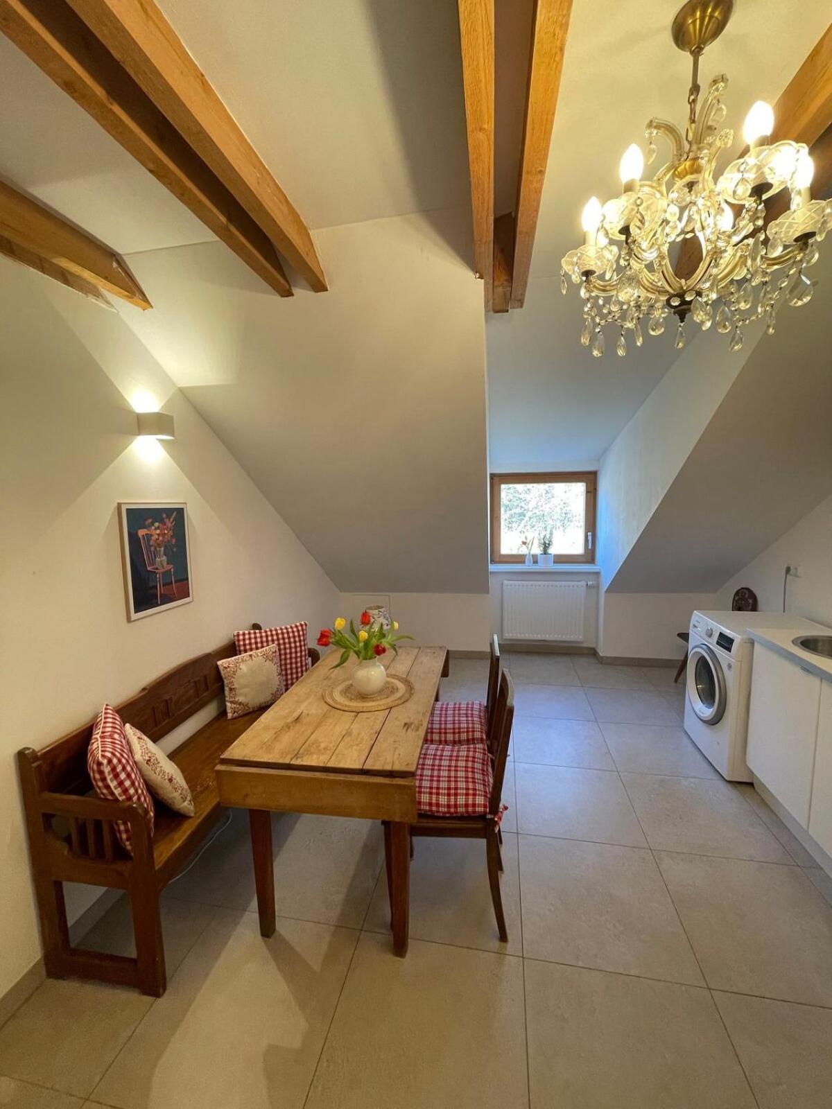 Apartament Grosse Mit Dachterrasse In *