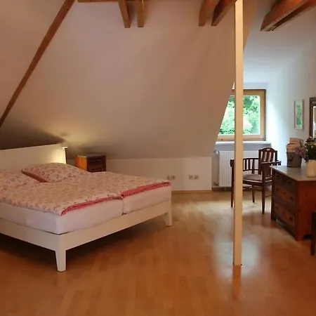 Grosse Wohnung Mit Dachterrasse In Starnberg Zewnętrze zdjęcie